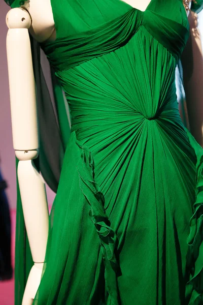 Look 10